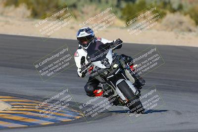 media/Dec-18-2022-SoCal Trackdays (Sun) [[8099a50955]]/Turn 10 (140pm)/